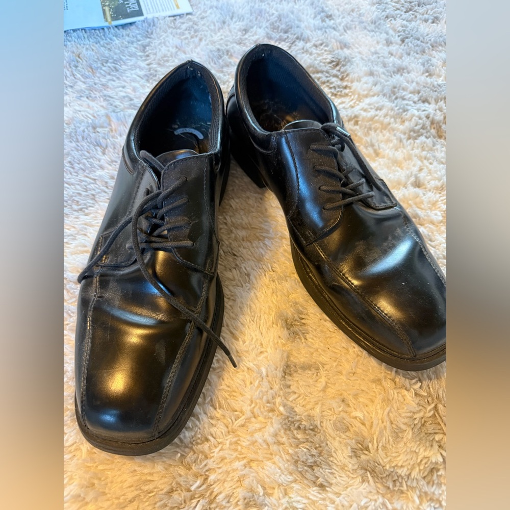 Black Men's Dress Shoe by Nunn Bush